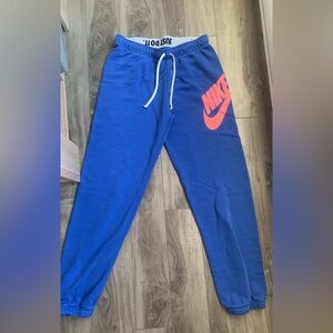 Nike Sweatpants